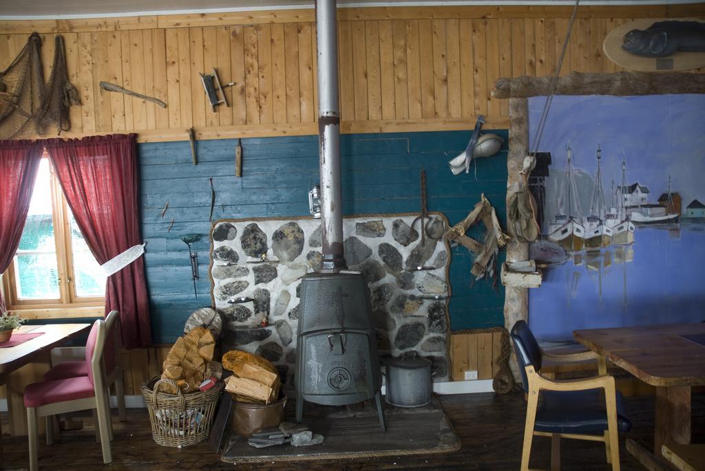 Hotel Repvåg エクステリア 写真